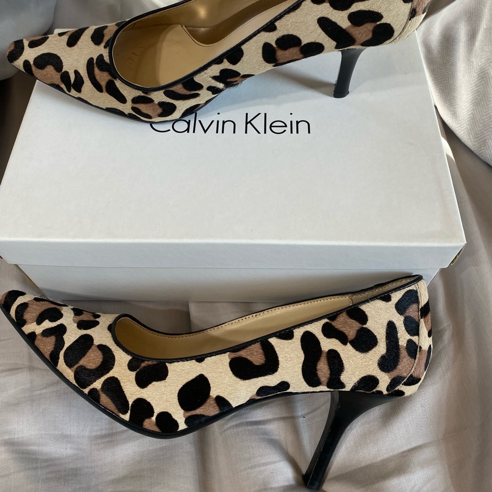 Calvin Klein Leopard Print heels 8M